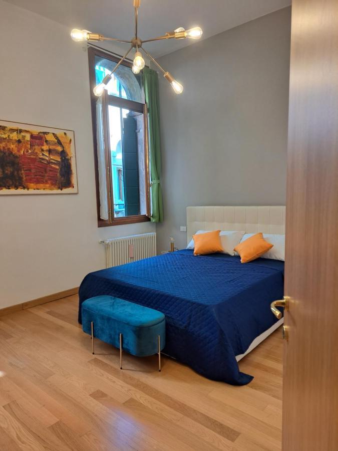 Rialto Bridge Lovely Apartment เวนิส ภายนอก รูปภาพ